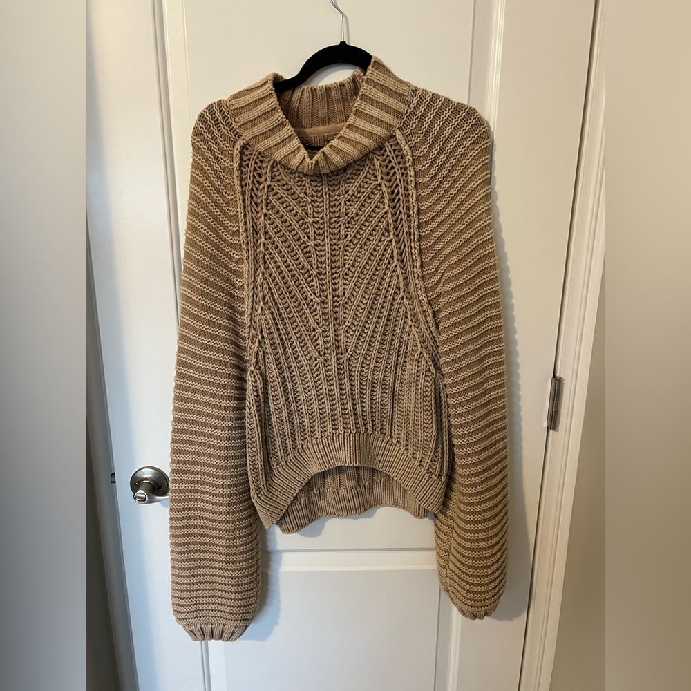 Free People oversized tan sweater size Medium